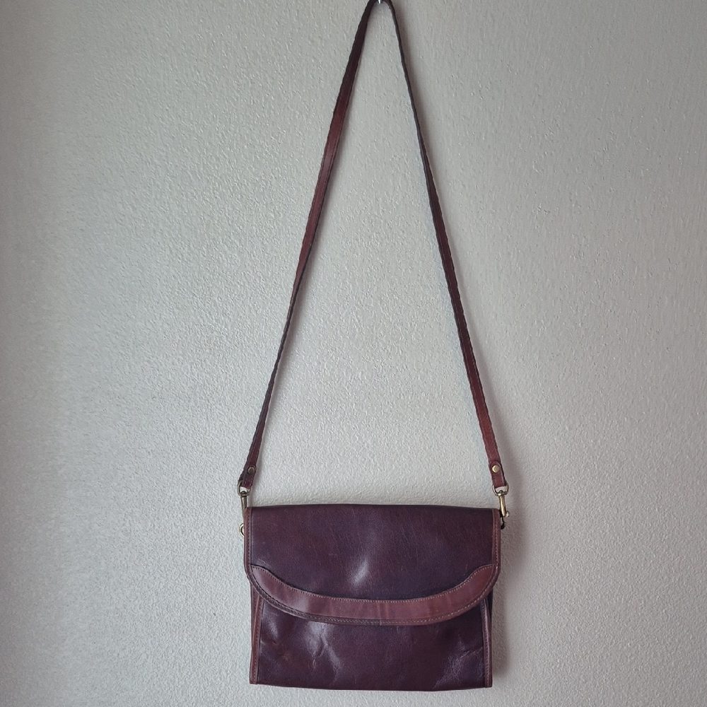 Elegant Brown Leather Crossbody Bag
